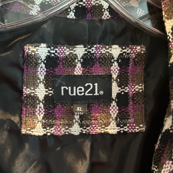 Plaid Lightweight Coat Jacket| Size XL - Picture 5 of 9